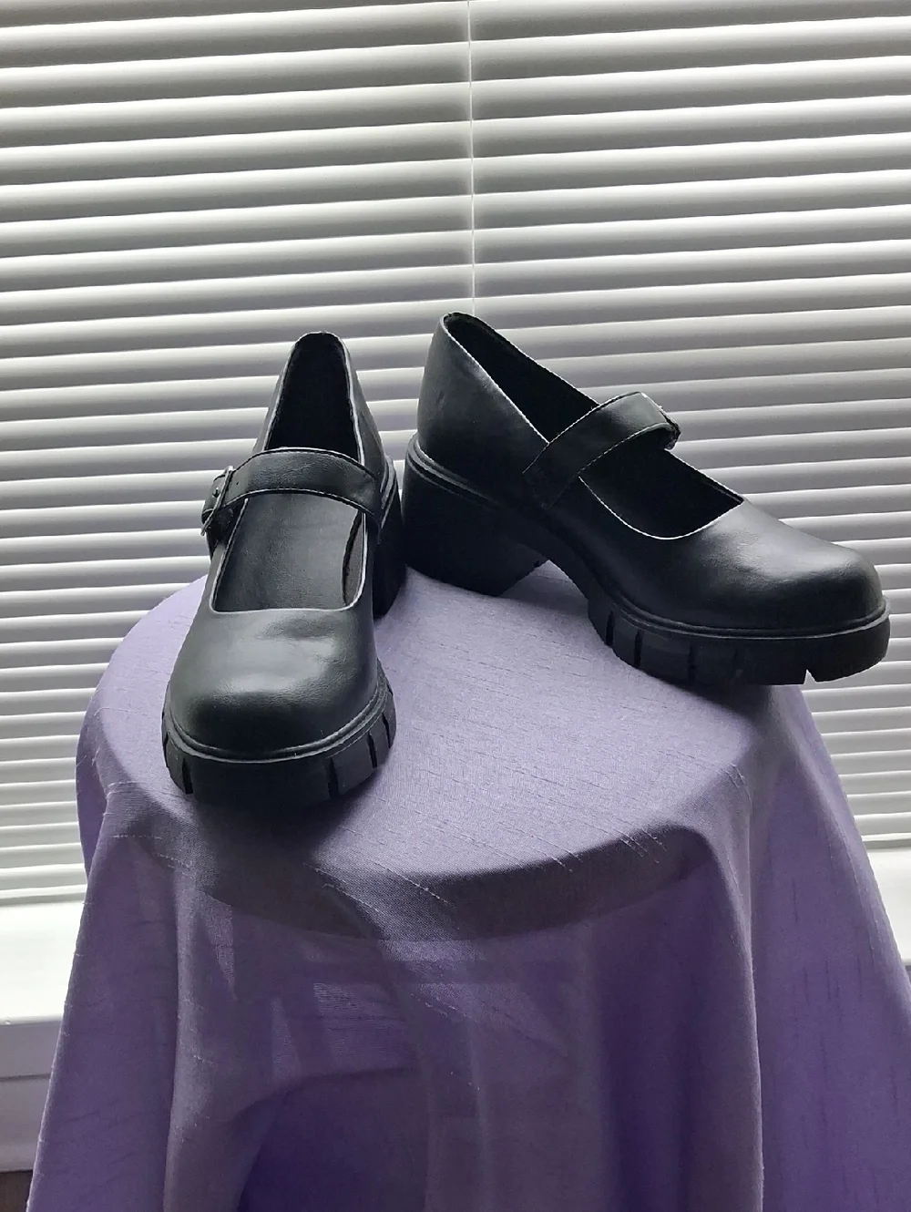 Classic Black Mary Jane Chunky Heel Shoes - Picture 1 of 3